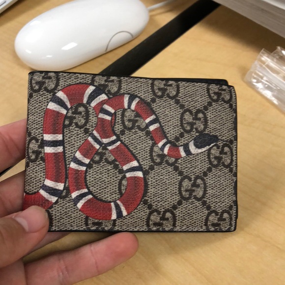 Gucci Kingsnake Wallet - Picture 3 of 7